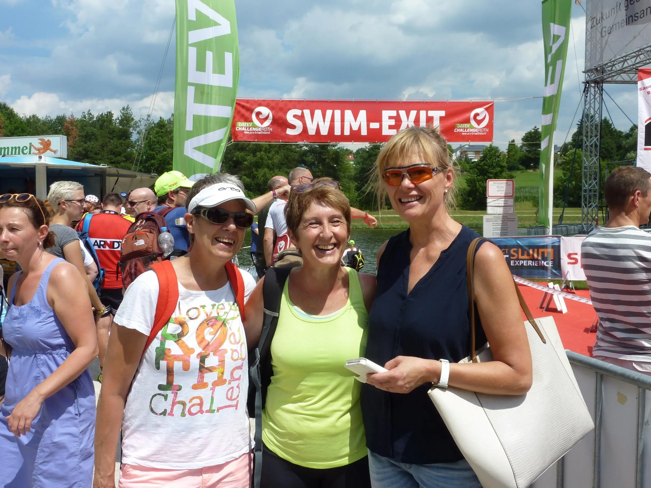 Die-Fans-sind-schon-in-Stimmung-Tina-Reinis-Schwester-Doro
